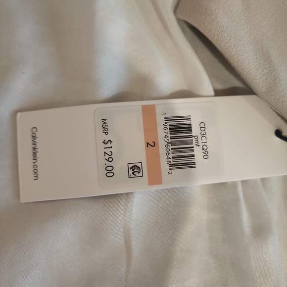 Brand new Calvin Klein pocketed jumpsuit - Picture 2 of 3